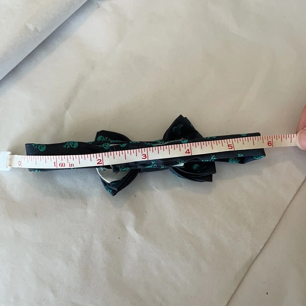 12M-24M Blue Skull Pattern Bow Tie